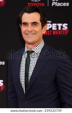 LOS ANGELES - MAR 11:  Ty Burrell at the \