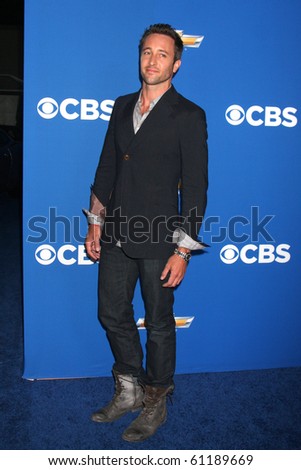 LOS ANGELES - SEP 16:  Alex O\'Loughlin arrives at the CBS Fall Party 2010 at The Colony on September 16, 2010 in Los Angeles, CA