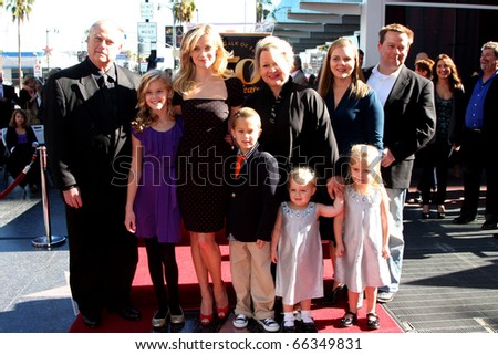 Los Angeles - Dec 1: Reese Witherspoon & Her Parents, Siblings ...