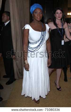 LOS ANGELES - FEB 12:  India.Arie arrives at the 2011 Pre-GRAMMY Gala And Salute To Industry Icons  at Beverly Hilton Hotel on February 12, 2011 in Beverly Hills, CA