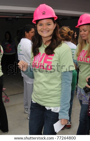 LOS ANGELES - MAY 14:  Heather Tom at the Habitat for Humanity Women\'s Empowerment Build at Carl Street on May 14, 2011 in Pacoima, CA