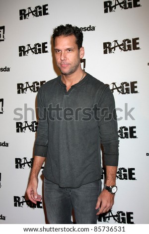 LOS ANGELES - SEPT 30:  Dane Cook arriving at  the RAGE Game Launch at the Chinatown\'s Historical Central Plaza on September 30, 2011 in Los Angeles, CA