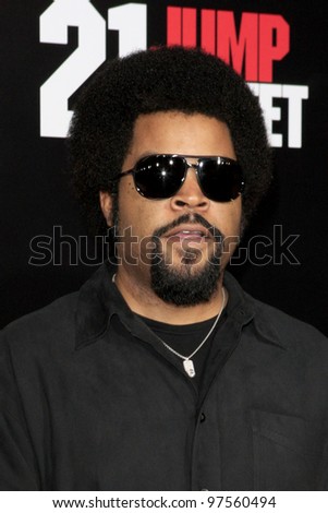 LOS ANGELES - MAR 13:  Ice Cube arrives at the \