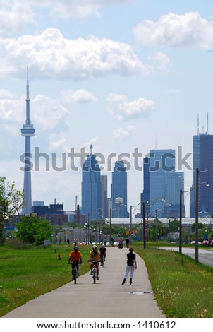 Toronto city skyline with recreation trail