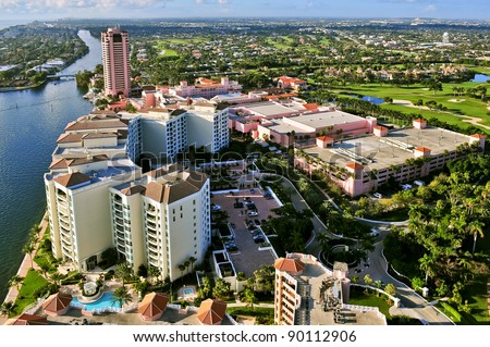 overhead view of lakefront district of boca raton florida looking southward