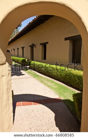 Mission San Fernando Rey de Espa?a is located on the former Encino Rancho in the Mission Hills community of northern Los Angeles, near the site of the first gold discovery in Alta California.