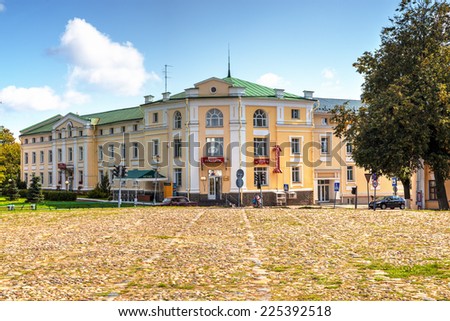 SUZDAL, RUSSIA - SEPTEMBER 08, 2014: The hotel and restaurant \
