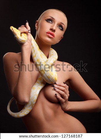Hd Xxx Download Burmese python with nude girl