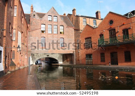 Birmingham water canal network - famous Gas Street Basin. West Midlands, England.