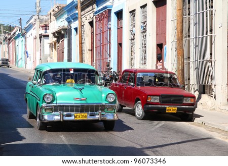MATANZAS, CUBA - FEBRUARY 23: Classic American car on February 23, 2011 in Matanzas, Cuba. Recent law change allows the Cubans to trade cars again. Old law resulted in very old cars in Cuba.