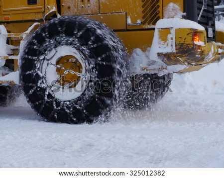 ice chains on tires. Industrial security for cold weather tool tyre snow chain