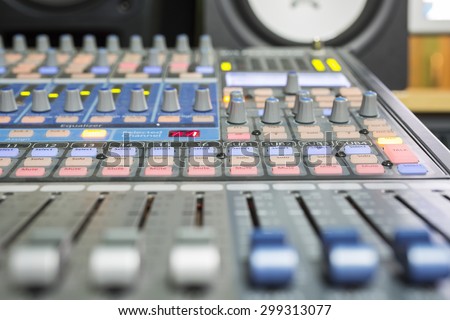 Studio sound music recording system sliders
