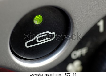 Turned on car air conditioning inner circulation button