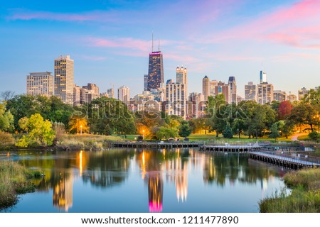Chicago, Illinois, USA downtown skyline from Lincoln Park at twilight. Foto d'archivio © 