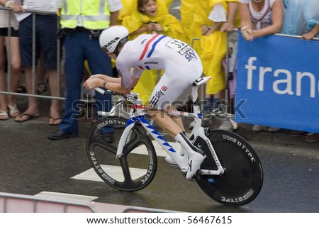 ROTTERDAM, THE NETHERLANDS - JULY 2: Bradley Wiggins participates in the Prologue of the Tour de France 2010 July 2, 2010 in Rotterdam, The Netherlands