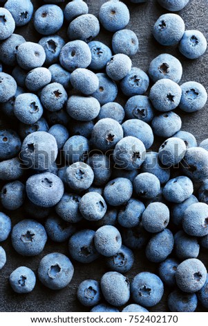 Similar – Foto Bild gefrorene Heidelbeeren in schwarzer Schale vor schwarzem Hintergrund