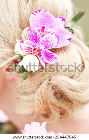 Wedding accessory. Flowers hair pin.