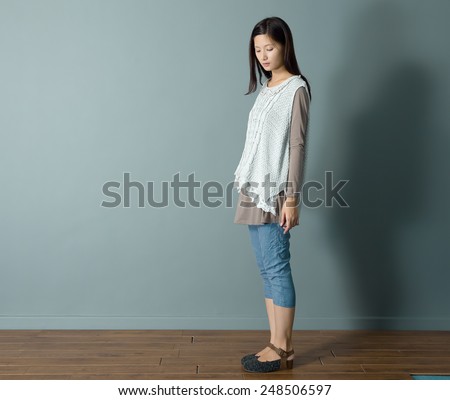 Mori Girl Asian woman model artist style relax home fashion