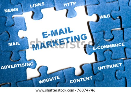 E-mail marketing blue puzzle pieces