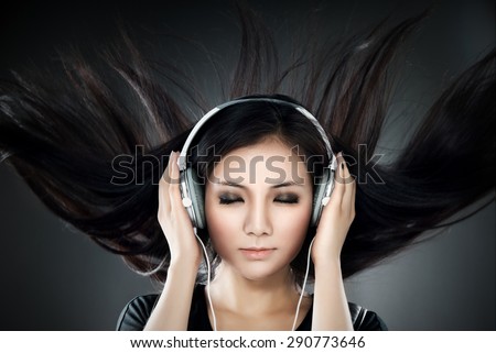 Listening to the music that makes hair fluttering.