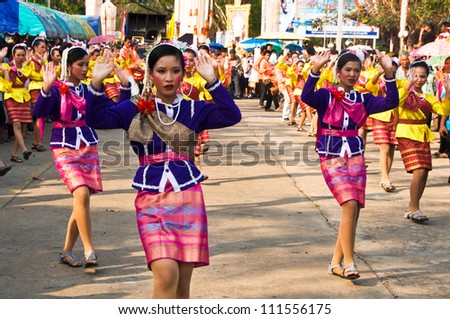 YASOTHON,THAILAND-FEB 17: unidentified Thai children in native dress dance in \