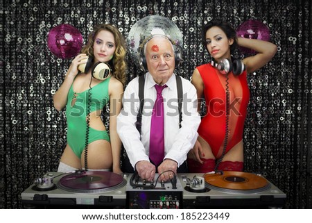 amazing grandpa DJ and his two beauitful gogo dancers