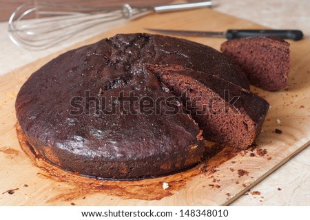 Polish honey cake of the cocoa about the name of deeply tanned man in the kitchen