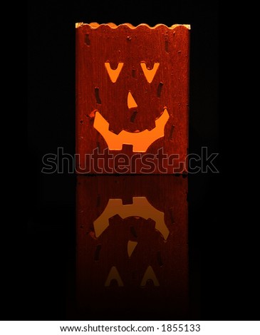 jack-o-lantern pumpkin face (Halloween)