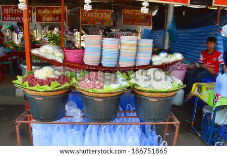 MAHASARAKHAM - FEBRUARY 2 : Mobile restaurant is located at open market zone of red cross fair on February 2, 2014 in Mahasarakham, Thailand.