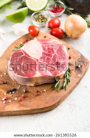 Raw Beef Shank with Herbs and Spices