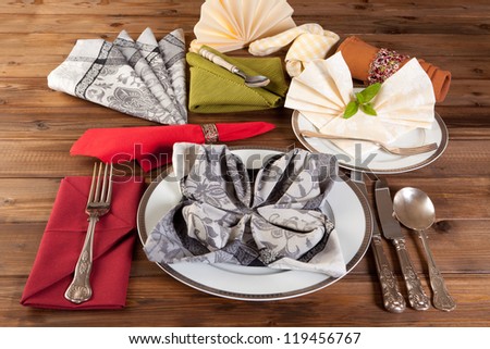 Variation of many different ways of napkin folding for festive tables