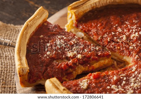 Chicago Style Deep Dish Cheese Pizza with Tomato Sauce