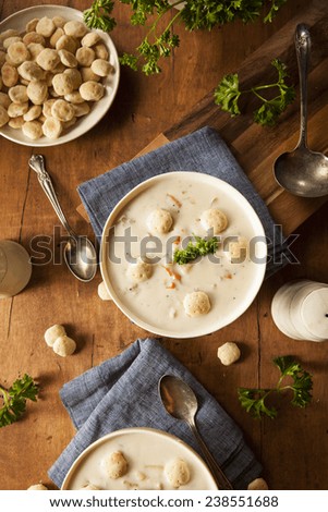 Homemade New England Clam Chowder with Crackers