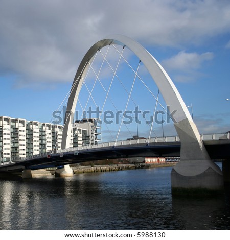 Clyde arch Glasgow a new bridge across River Clyde Scotland
