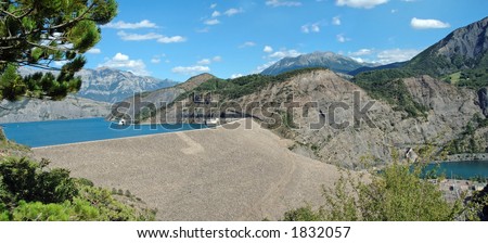 Serre-PonÃ§on panorama (Alpes - France)
