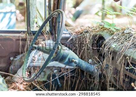 Pinestraw on Dash of Old Car with gear shift on steering column