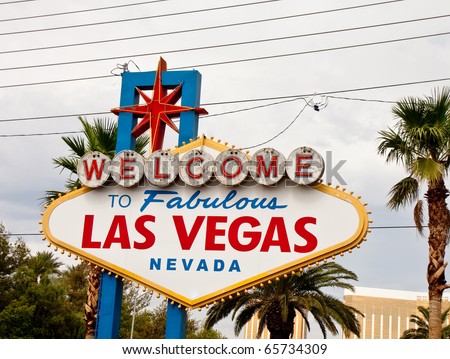 The famous welcome to Las Vegas sign on the strip