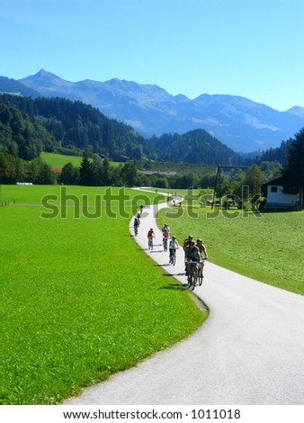 mountain biking in the austrian mountains