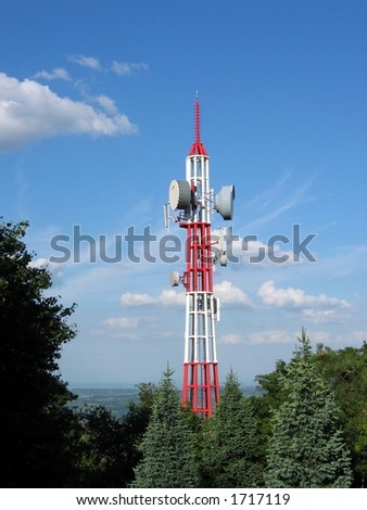 TV, GSM, EGDE, 3G, 4G, LTE and microwave relay tower