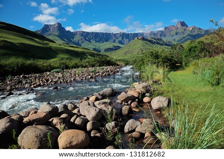 Amphitheater and Tugela river, Drakensberg mountains, Royal Natal National Park, South Africa
