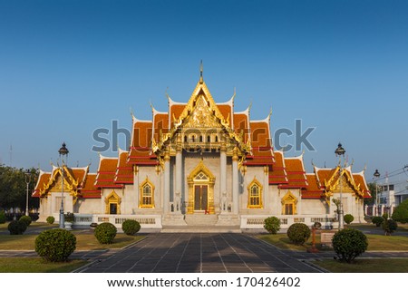 Marble Temple (Wat Benchamabophit Dusitvanaram), major tourist attraction, Bangkok, Thailand. This is a Buddhist temple, it is one of Bangkok\'s most beautiful temples and a major tourist attraction.