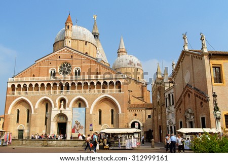 PADUA, ITALY - SEPTEMBER 27: Pontifical Basilica of Saint Anthony of Padua, a mixture of Romanesque, Byzantine and Gothic style on September 27, 2015 in Padua, Italy.