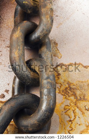 detail of old chain and links