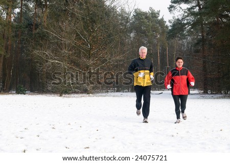 Running seniors in wintertime