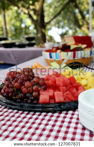 Garden Party Fruit Dish