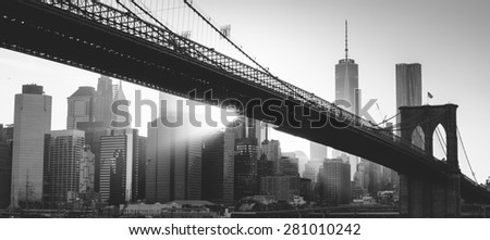 Brooklyn bridge at sunset, New York City in black and white