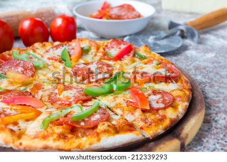 Close up pizza pepperoni