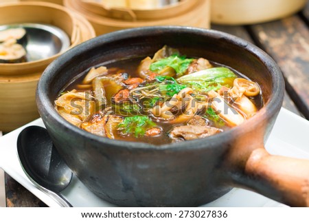 stew of pork and herbal soup, ba kut teh