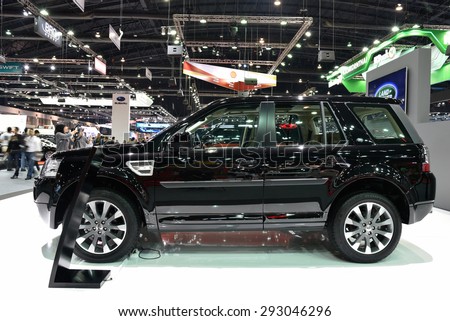 NONTHABURI, THAILAND - NOVEMBER 28: The Land Rover Range Rover is on display at the 31st Thailand International Motor Expo 2014 on November 28, 2014 in Nonthaburi, Thailand.