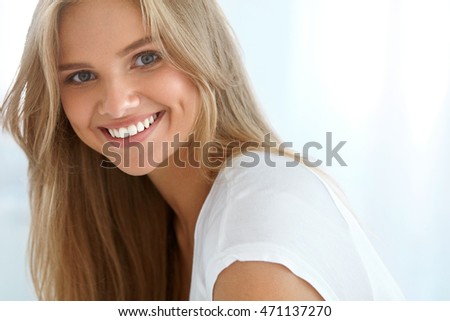 https://image.shutterstock.com/display_pic_with_logo/614404/471137270/stock-photo-beauty-woman-portrait-closeup-of-beautiful-happy-girl-with-perfect-smile-white-teeth-smiling-at-471137270.jpg